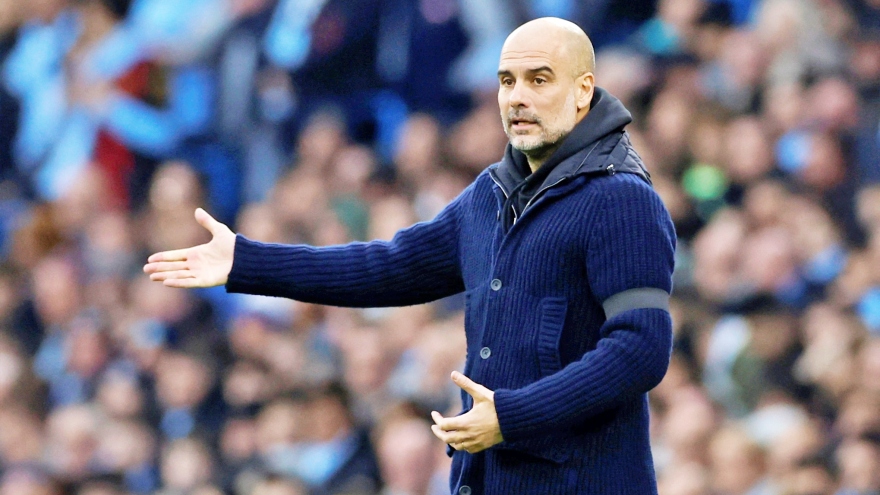 HLV Pep Guardiola gây sốc trước trận chung kết Cúp FA