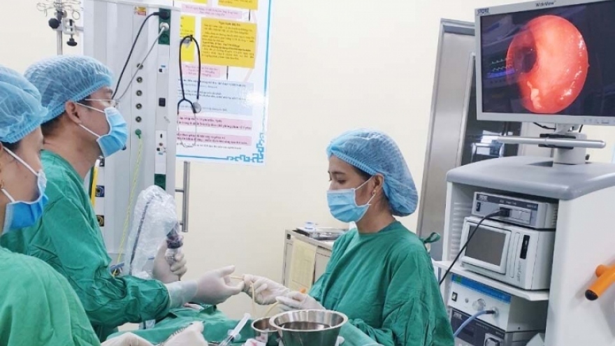 Phẫu thuật thành công cho bệnh nhân bị hoại tử vách ngăn mũi