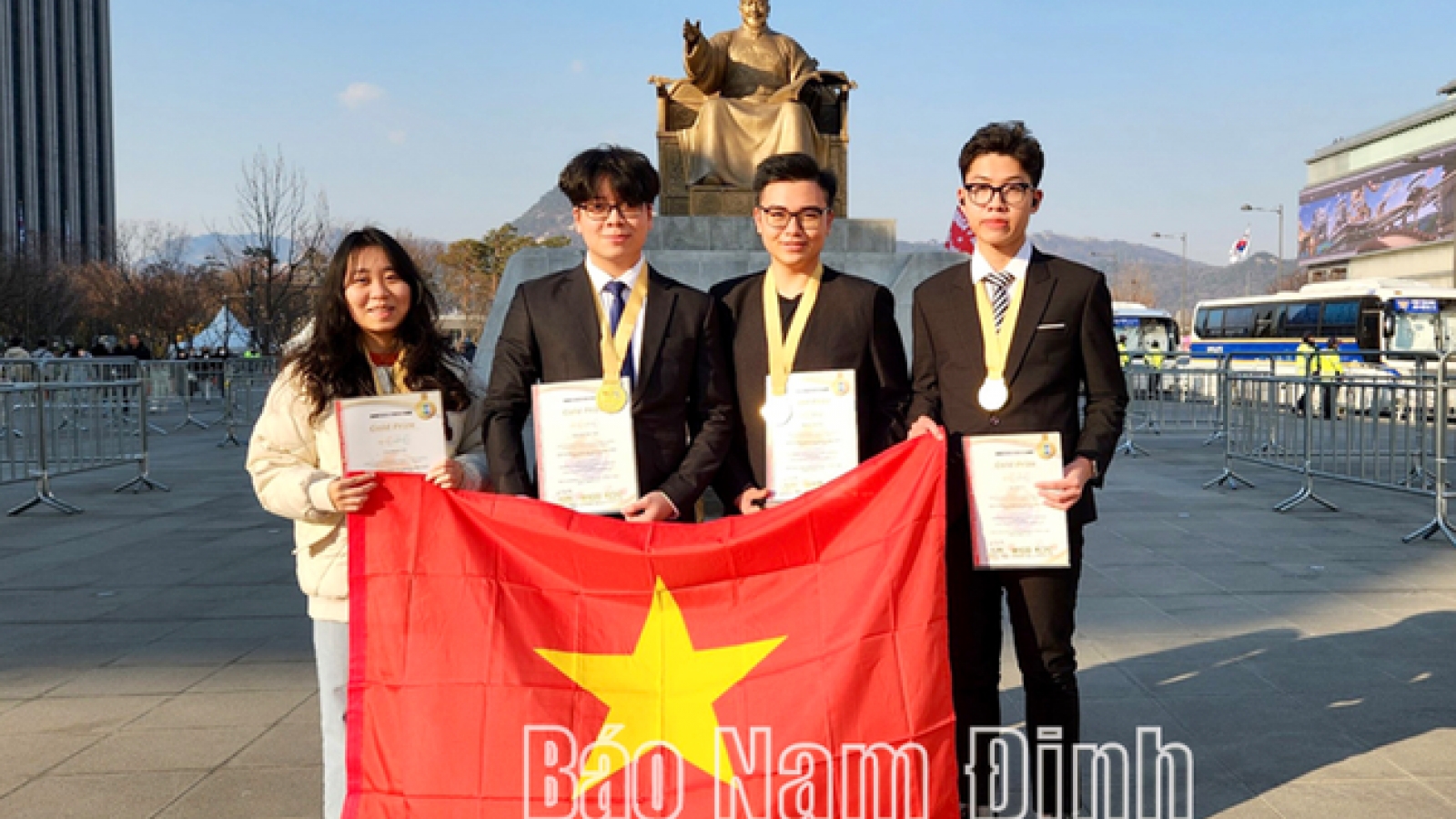 Vietnamese students win gold at Invention Creativity Olympic 2023