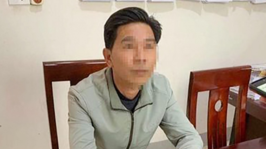 Bắt tạm giam thầy giáo sàm sỡ nhiều học sinh lớp 5 ở Nghệ An