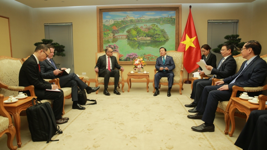 Việt Nam đánh giá cao cam kết dành 12 tỷ USD ứng phó biến đổi khí hậu của HSBC