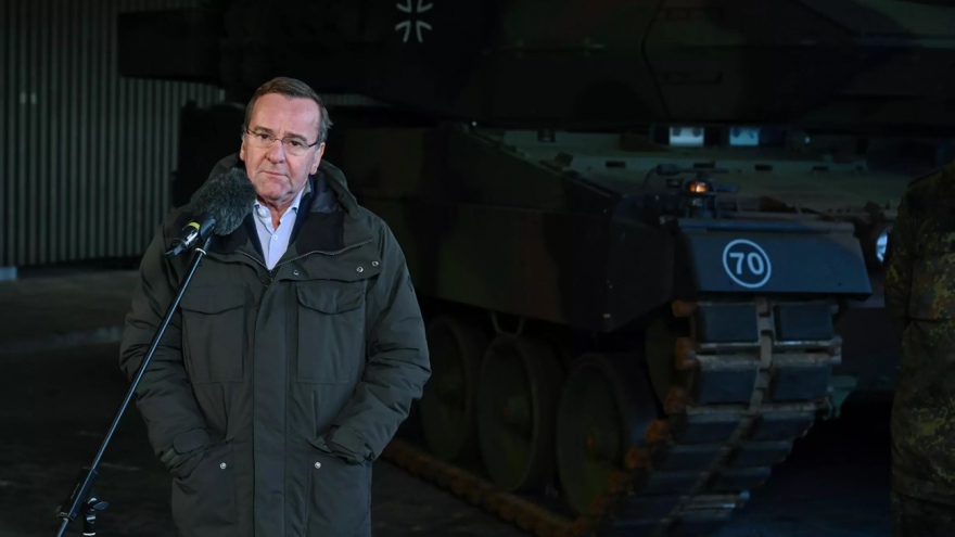 Quân đội Đức “rưng rưng” chia tay các xe tăng Leopard chuẩn bị sang Ukraine