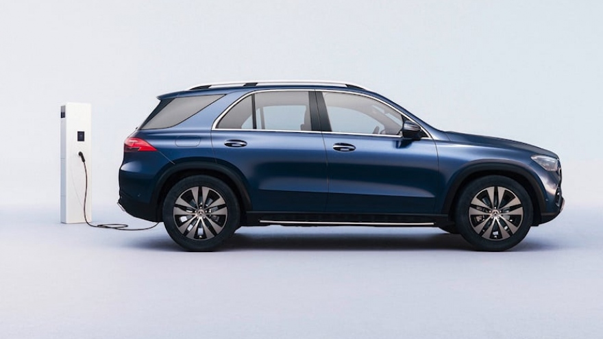 Đội hình Mercedes-Benz GLE 2024 lộ diện với một phiên bản plug-in hybrid mới