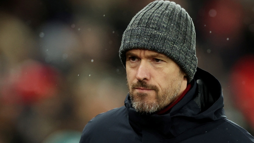 HLV Erik Ten Hag ghen tị với Arsenal