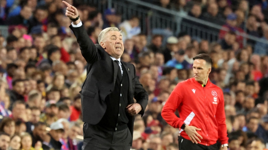 HLV Ancelotti không phục khi Real Madrid thua Barca