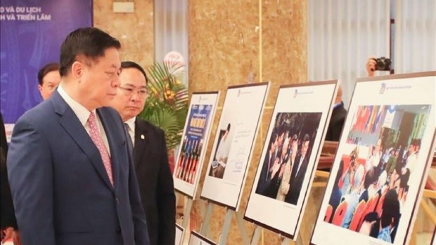 Ceremony marks 70th anniversary of Vietnamese photography’s traditional day