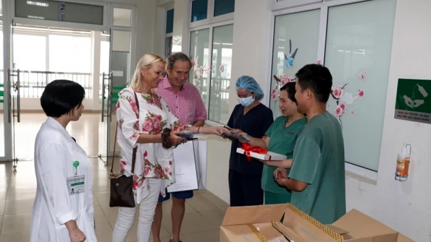 British couple return to Vietnam after three years of COVID-19 infection