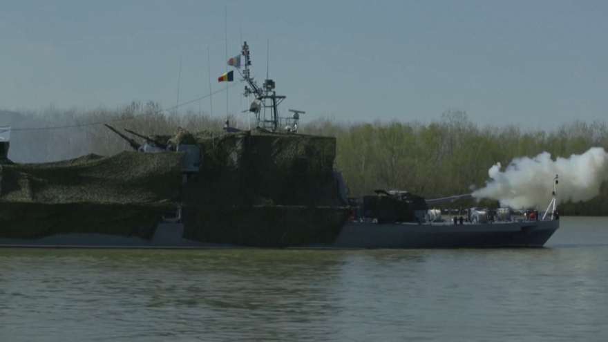 NATO tập trận trên sông Danube, gần Ukraine