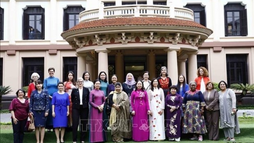 VP meets with female ambassadors, chief representatives of int'l organisations