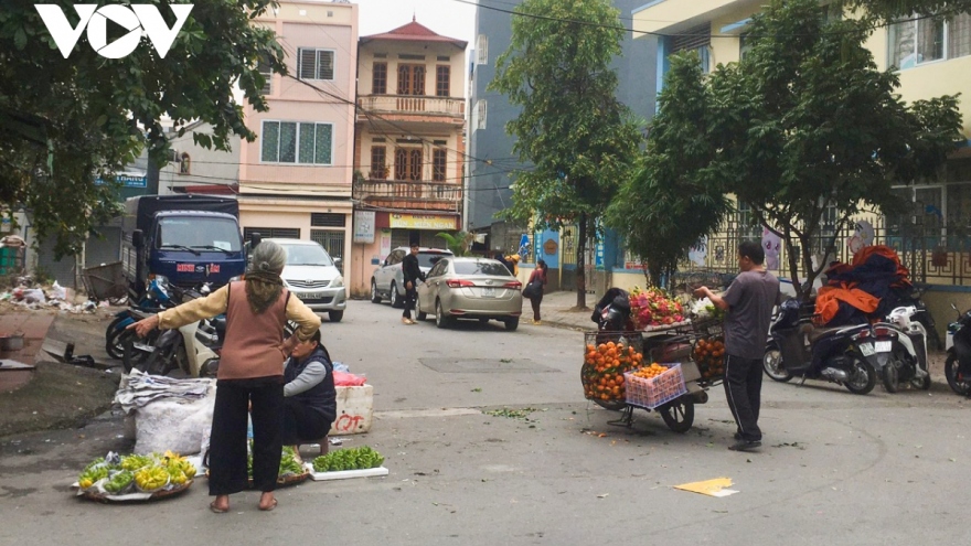 Công an quận Hà Đông phản hồi sau bài viết "Bát nháo chợ cóc ở Hà Đông"