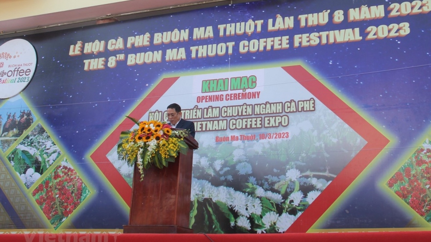 Vietnam Coffee Expo gets underway in Dak Lak