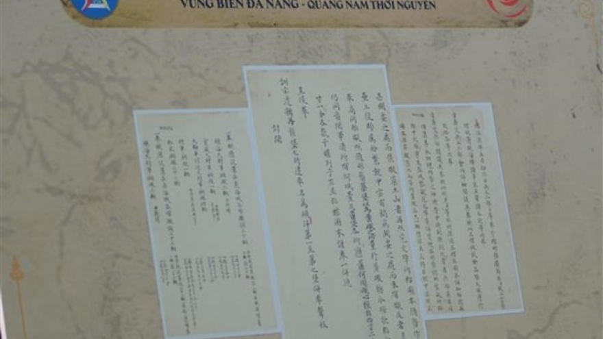 Exhibition highlights historic documents on Da Nang’s role under Nguyen Dynasty
