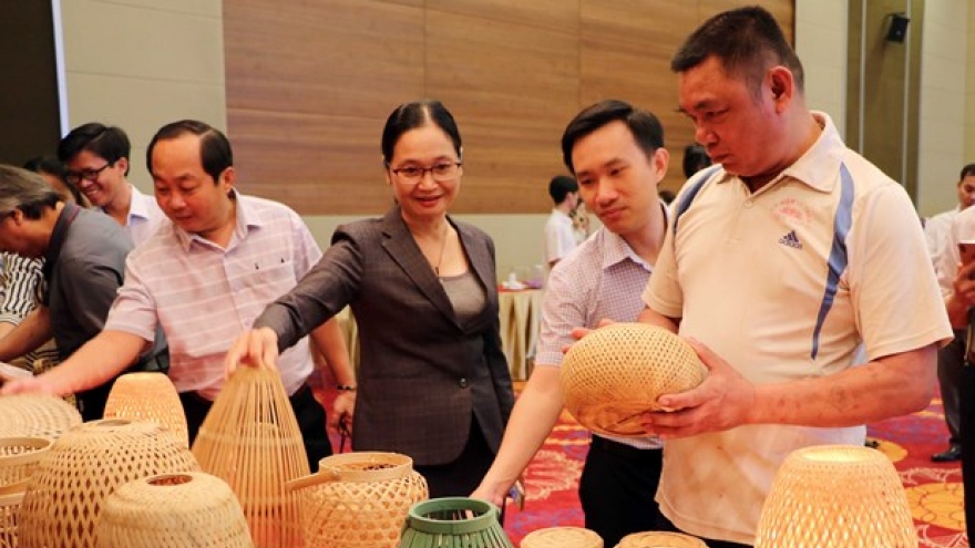 EU-funded project promotes sustainable clam, bamboo value chain in Vietnam