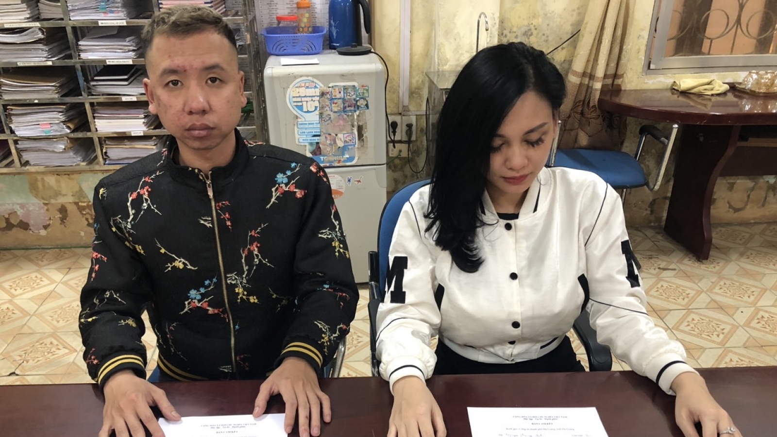 Bắt 2 đối tượng mua bán ma túy trộn lẫn trong thuốc lá điện tử
