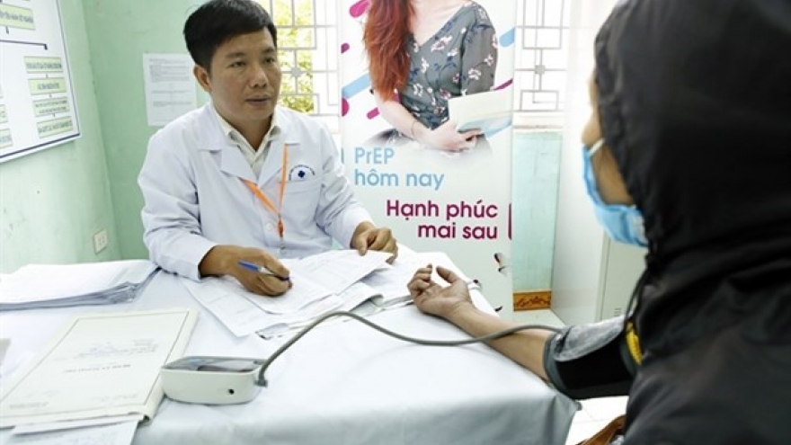 Hanoi strives to end HIV/AIDS by 2030