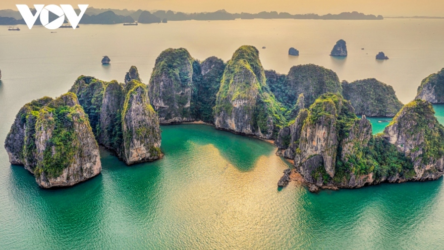 Ha Long Bay among top 25 world’s most beautiful places