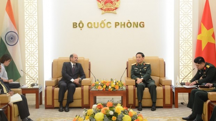 Vietnam, India enhance defence links