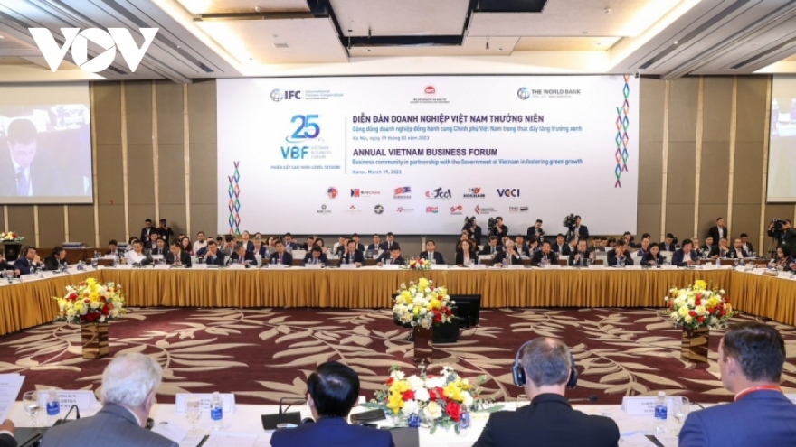PM Chinh affirms Vietnam’s strong support for green growth
