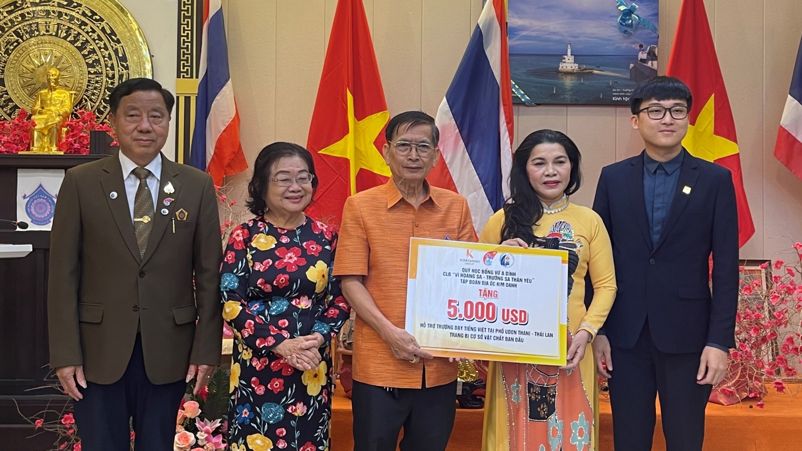 Người Việt tại Thái Lan hướng về biển đảo quê hương