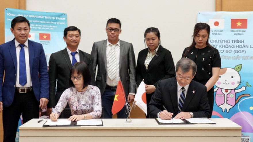 Japan funds three social welfare projects in Vietnam