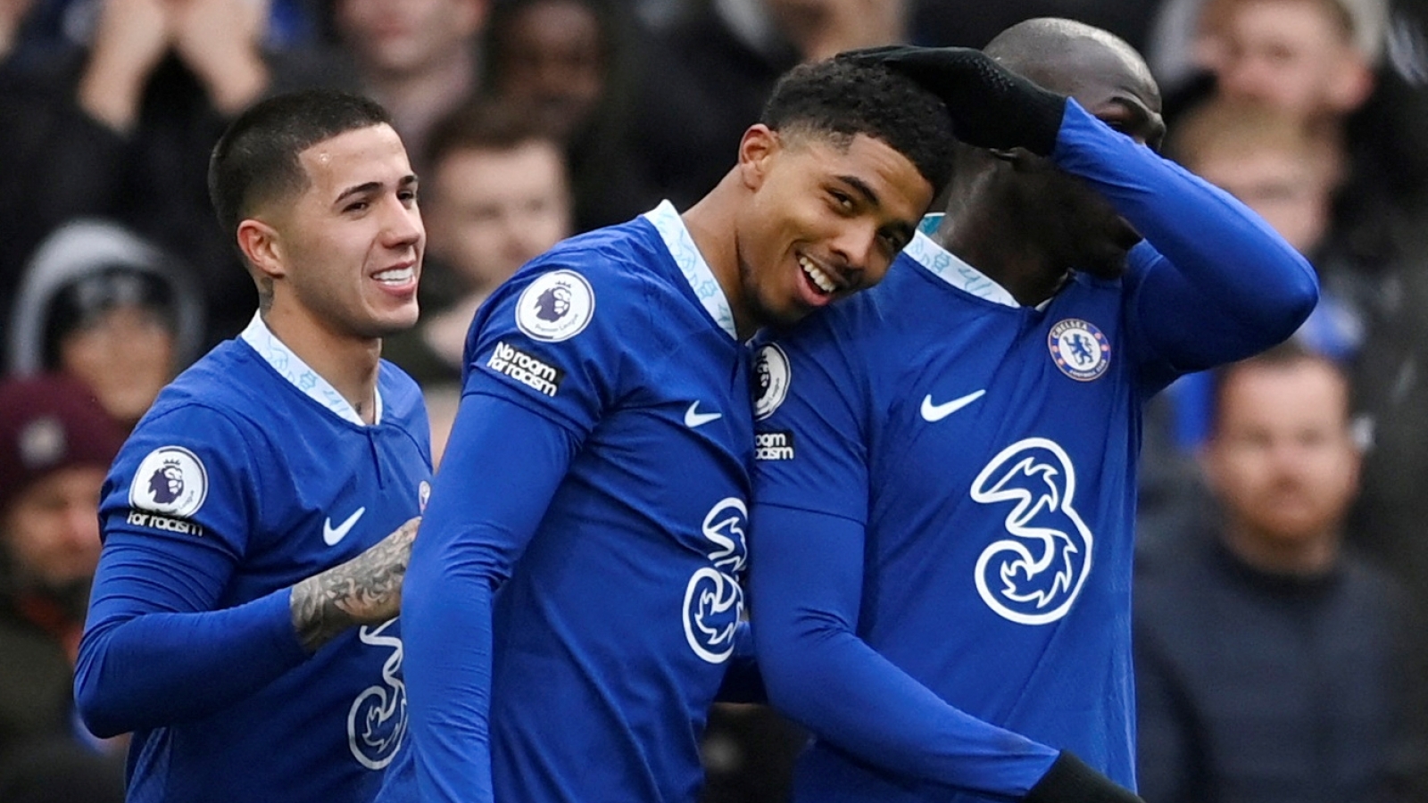 Kết quả Ngoại hạng Anh hôm nay 5/3: Chelsea cười, Tottenham khóc