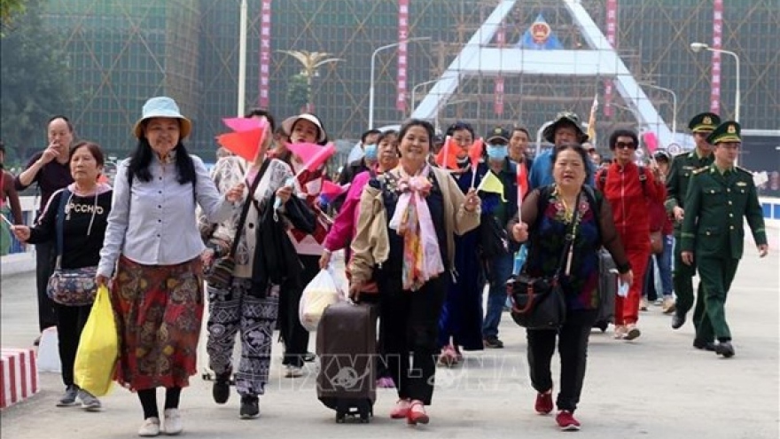 Lao Cai province welcomes first Chinese tourists after three years