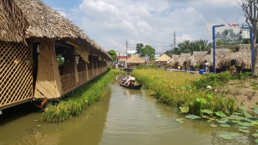 Tiền Giang: Chủ nhà hàng Hương Sen 2 lần bị xử phạt do xây dựng trên đất nông nghiệp