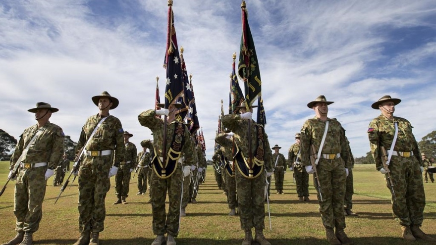 Australia tuyển người nước ngoài để mở rộng quân đội