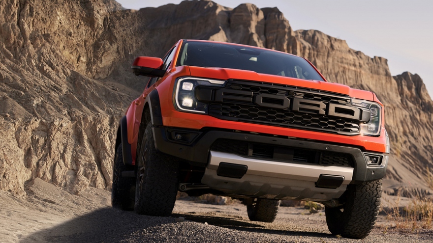 Ford Ranger Raptor 2023 vừa ra mắt có gì khác biệt?