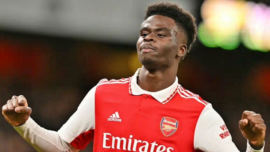 Arsenal nên ký hợp đồng 10 năm với Bukayo Saka