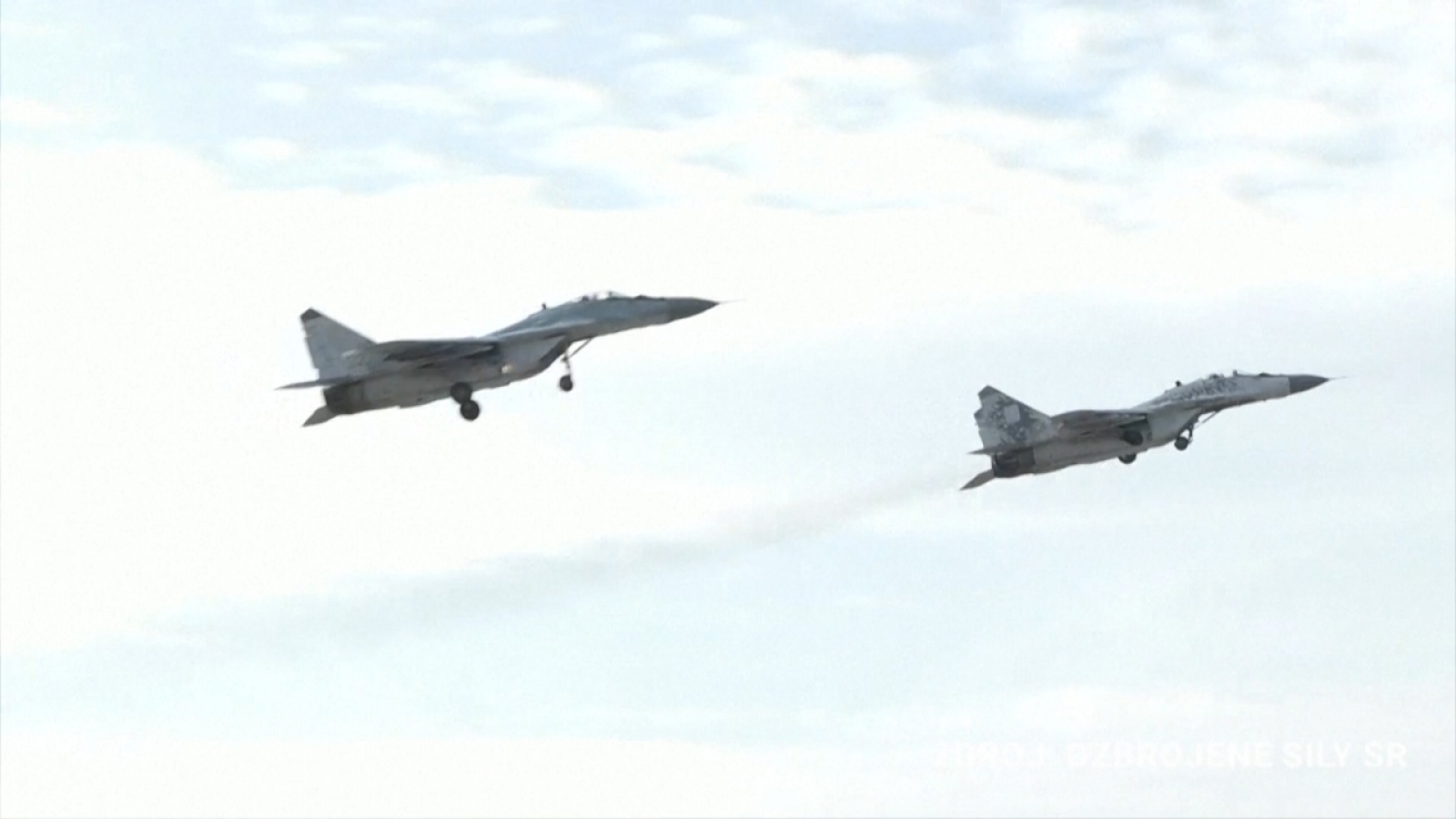 Tổng thống Slovakia: Chuyển giao tiêm kích MiG-29 cho Ukraine là sai lầm