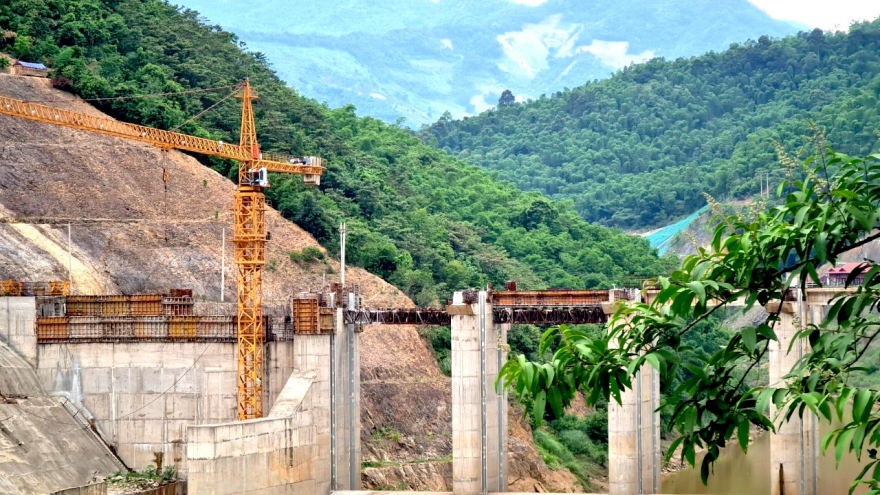 Kiểm tra thông tin dự án thủy điện Hồi Xuân chậm tiến độ ảnh hưởng đến người dân