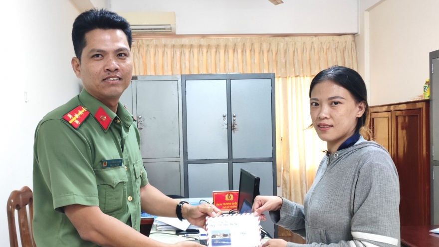 Cà Mau: Người phụ nữ bị lừa đi nước ngoài gửi thư cảm ơn Giám đốc công an tỉnh