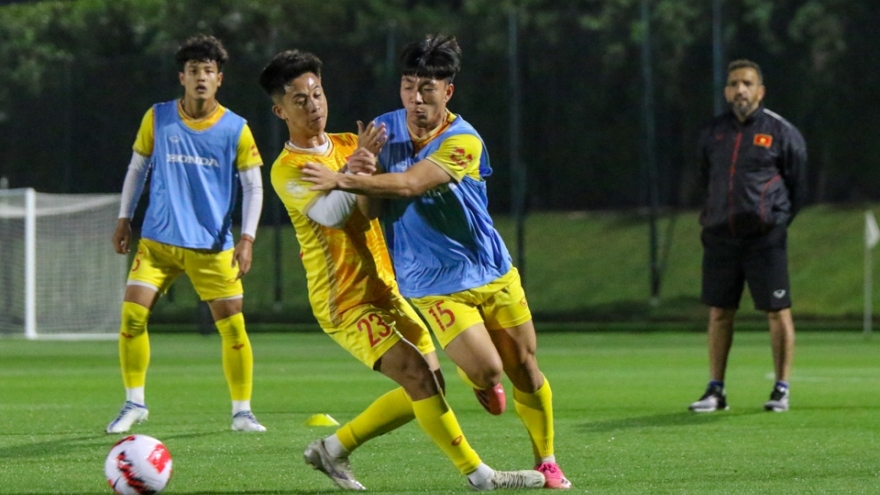 U23 Việt Nam lần đầu trải nghiệm trái bóng thi đấu của Doha Cup 2023