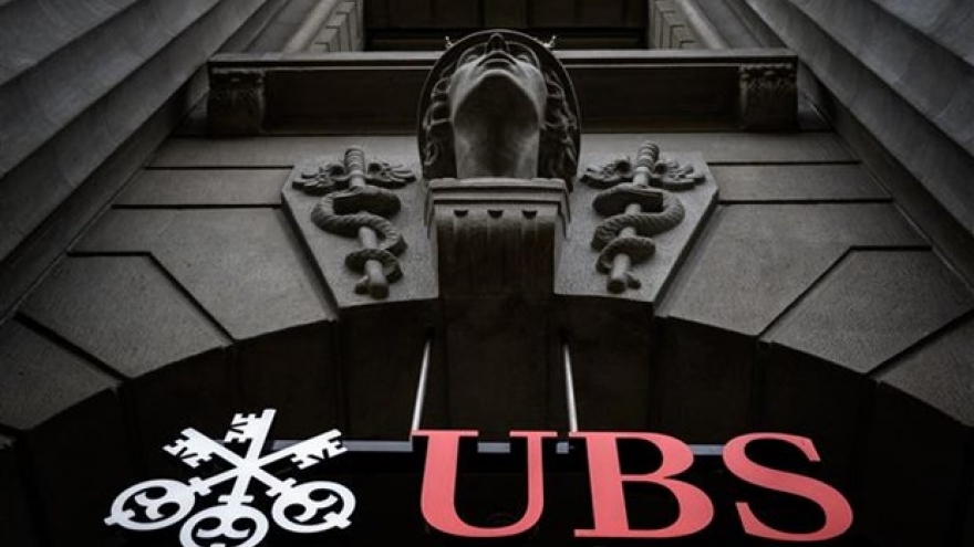 UBS đồng ý mua Credit Suisse với giá hơn 3 tỷ USD