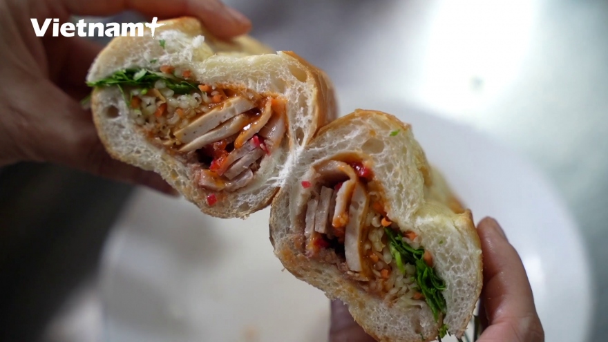 Dấu ấn ẩm thực đặc sắc của bánh mỳ Việt Nam