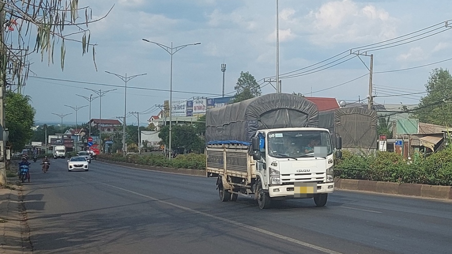 Nhiều lần vi phạm tốc độ, 57 xe bị thu hồi phù hiệu