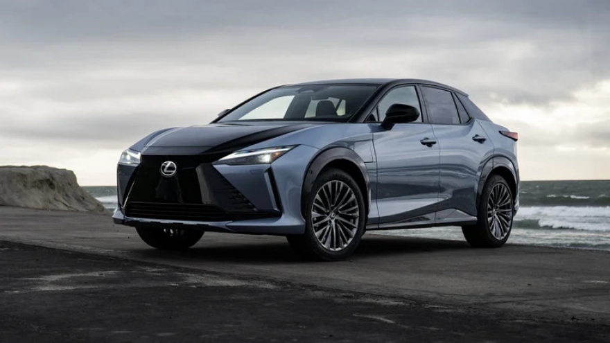 Lexus RZ mới có thể khiến người mua thất vọng nghiêm trọng