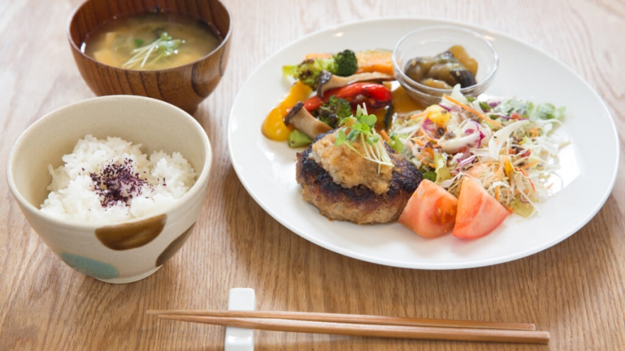 Nguyên tắc ăn uống lành mạnh của người Nhật