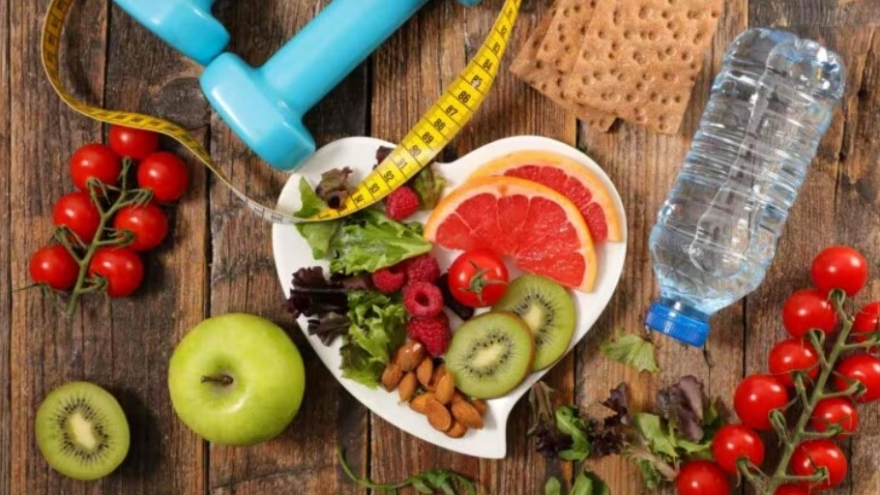 Đừng bỏ qua những chất dinh dưỡng thiết yếu trong chế độ ăn mùa hè