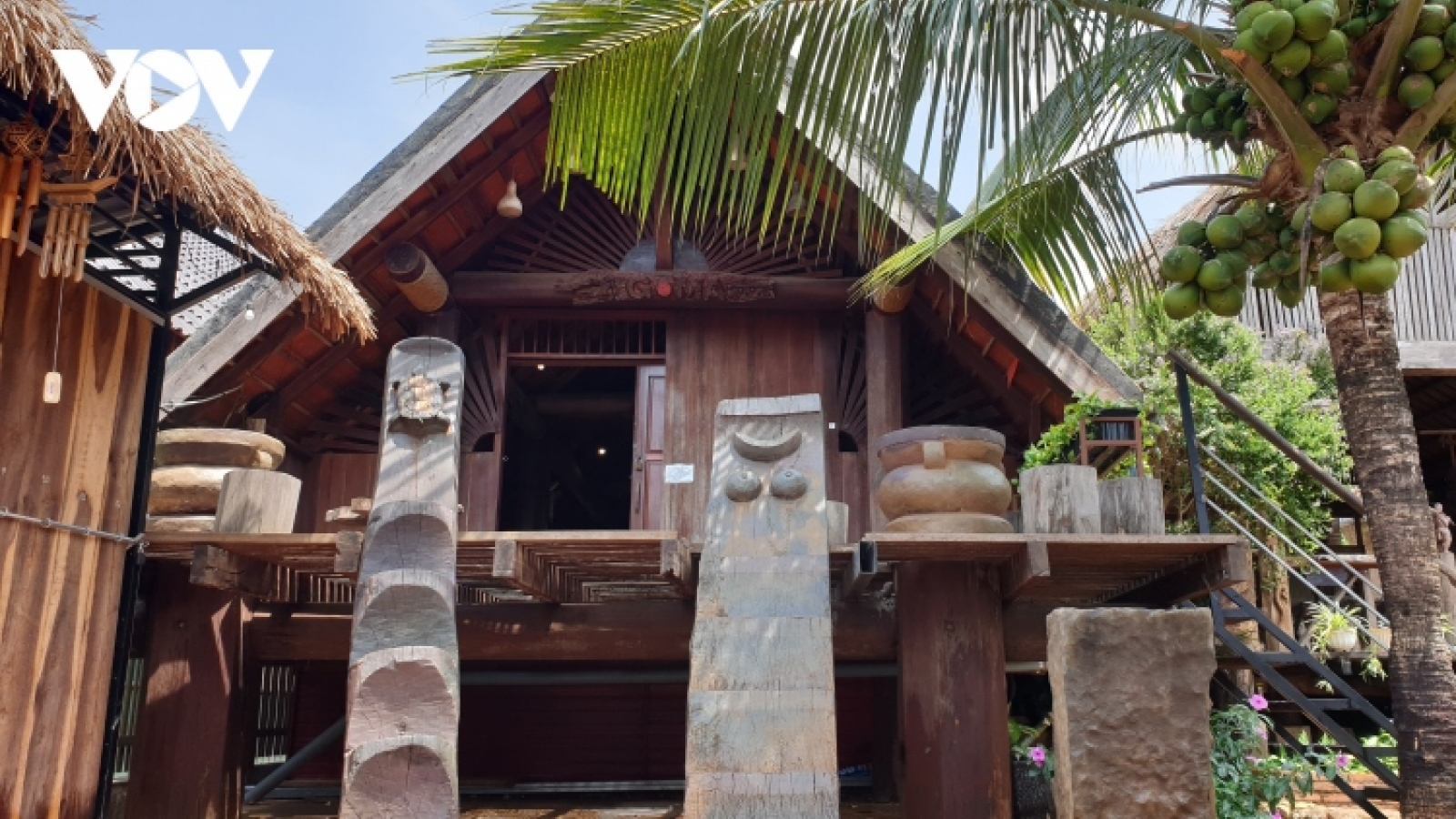 Discovering Ede ethnic group village in Central Highlands