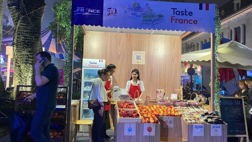 Hanoi welcomes opening of French cuisine festival