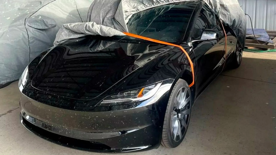 Rò rỉ hình ảnh thiết kế mẫu Tesla Model 3 phiên bản nâng cấp