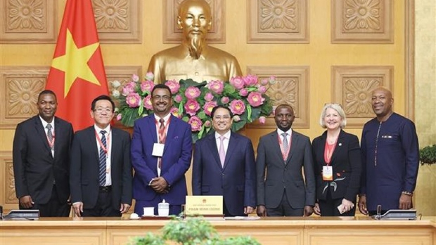 PM receives foreign agriculture ministries' leaders