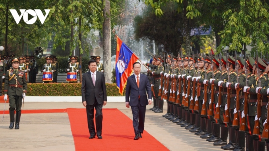 Official welcome ceremony for Vietnamese President in Laos