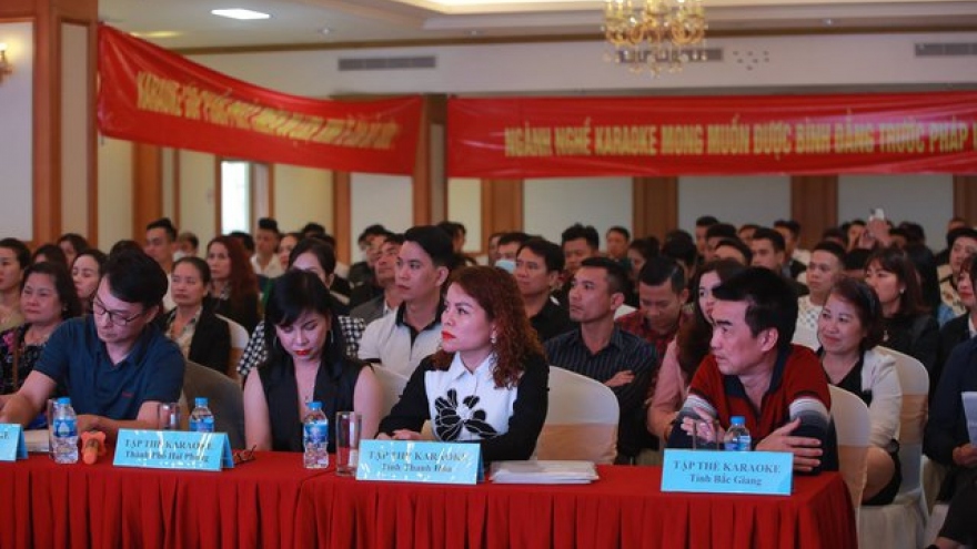 Hàng loạt chủ cơ sở karaoke trên cả nước ra Hà Nội kêu cứu