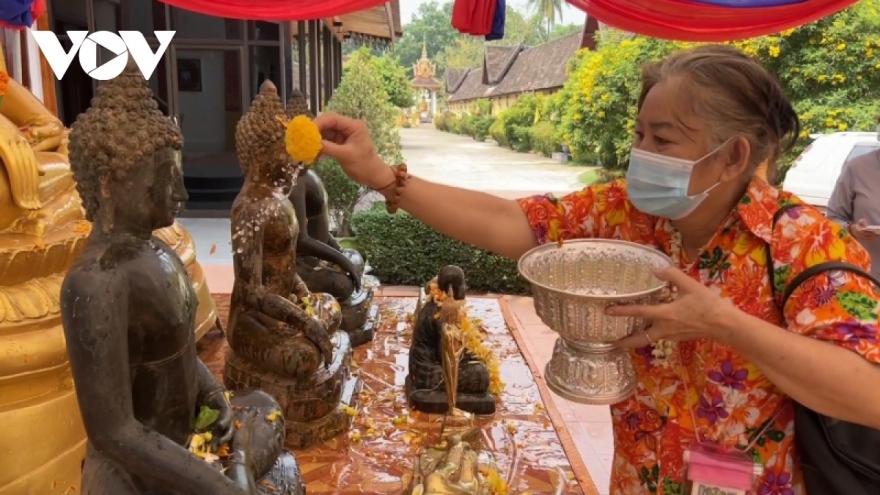 Greetings to Laos, Cambodia on traditional New Year