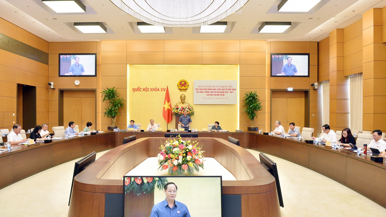 Lãng phí “hiện hình” qua những con số biết nói