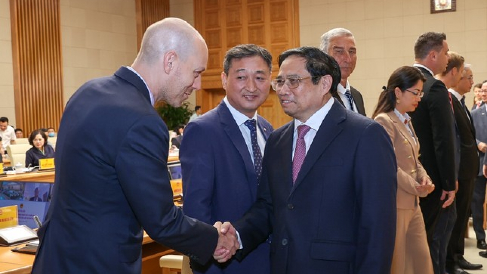 PM to address foreign investor concerns today