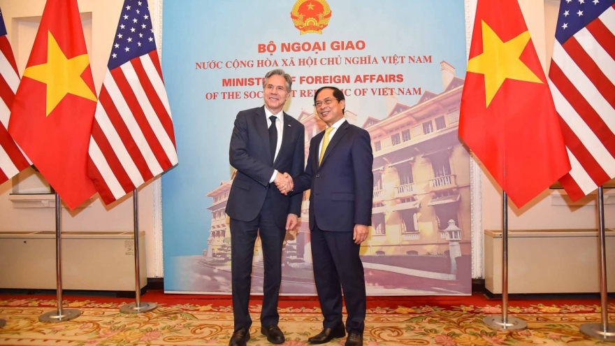 US backs strong, independent, self-resilient and prosperous Vietnam